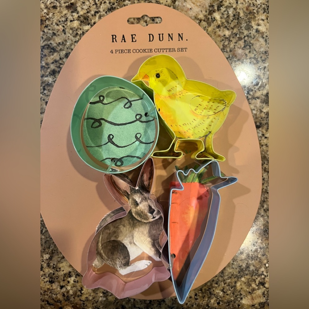 NWT Rae Dunn Easter Cookie Cutter Set